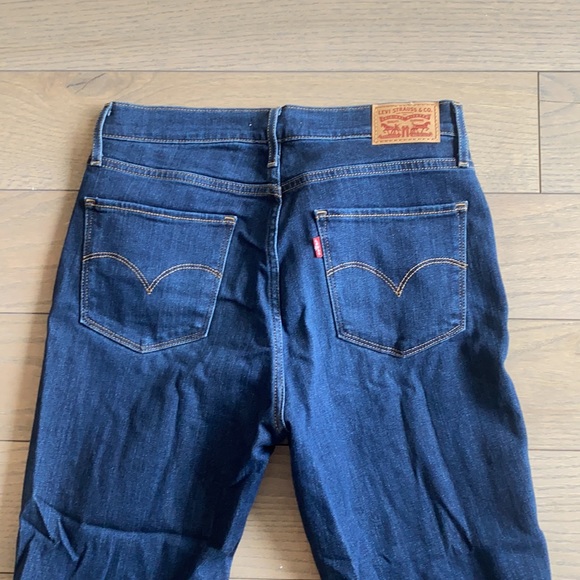 NWOT Levi Strauss & Co 724 High rise straight crop, size 30 - Picture 6 of 6